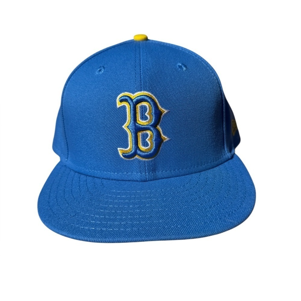 BOSTON RED SOX New Era 59FIFTY "CITY CONNECT" Fitted Hat (7 3/8) USA Kike #5 - Picture 1 of 9